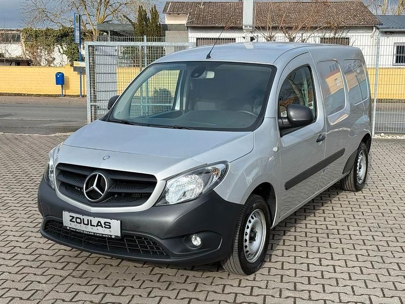 Gebraucht Mercedes Citan 111 110 PS (80 kW) 2017 Silber Van / Kleinbus