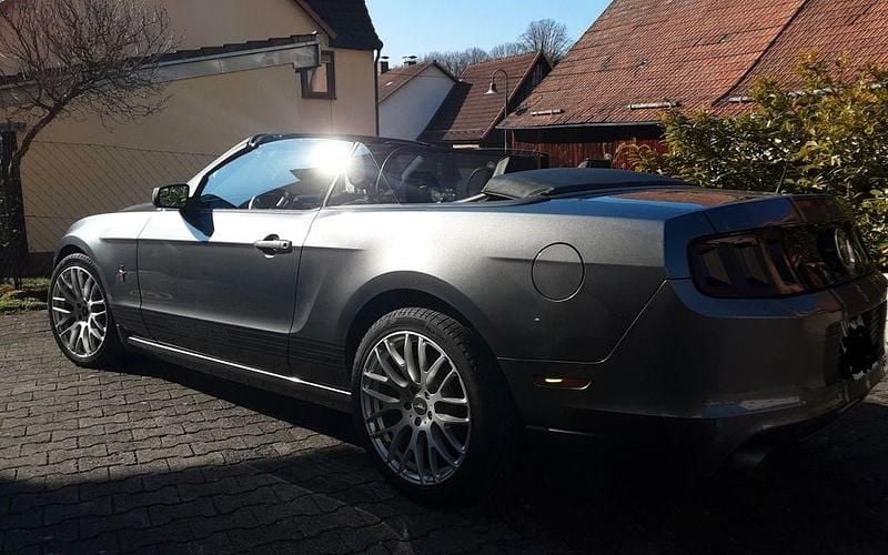 Gebraucht Ford Mustang 305 PS (224 kW) 2014 Grau Cabrio