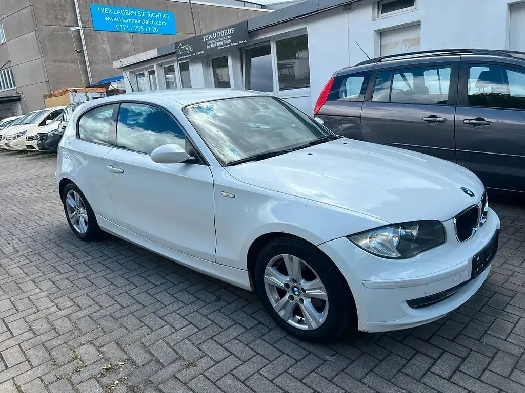 Gebraucht BMW 116 Advantage 122 PS (89 kW) 2008 Weiß Kleinwagen