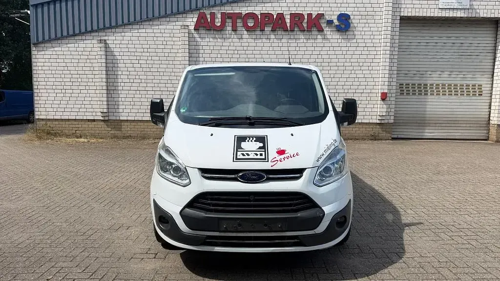 Gebraucht Ford Transit Custom Trend 131 PS (96 kW) 2018 Weiß (frozen white) Van
