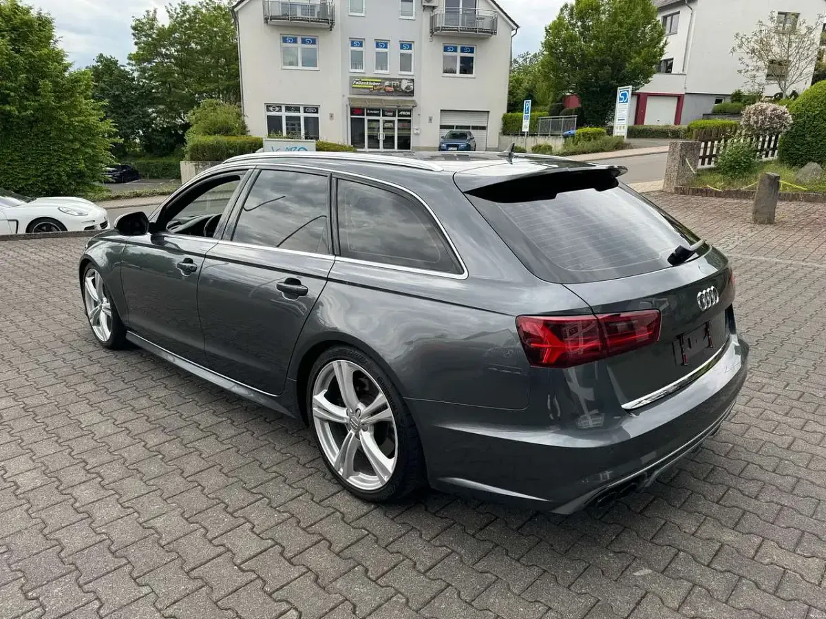 Gebraucht Audi S6 Ambiente 450 PS (330 kW) 2015 Daytonagrau perleffekt Kombi