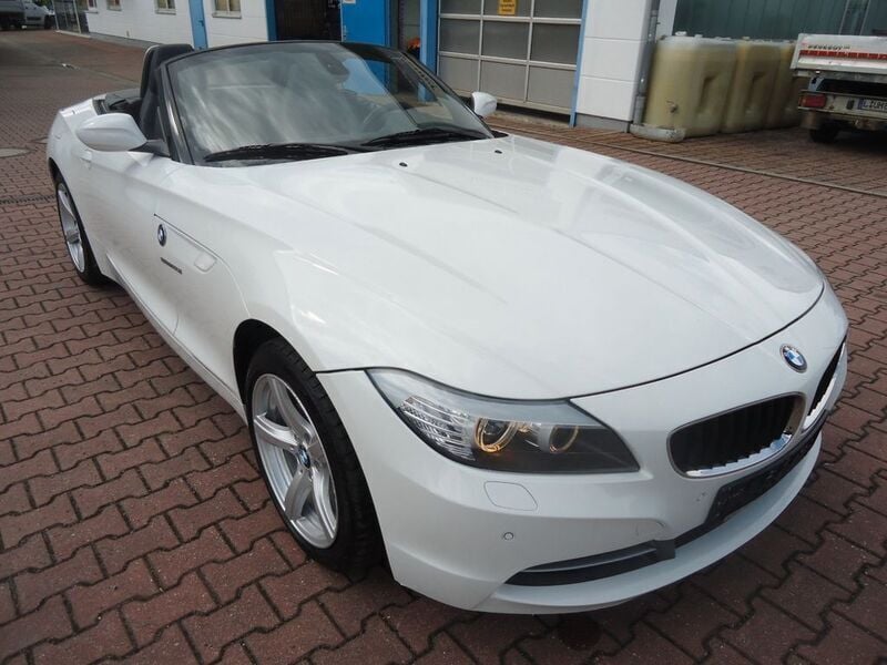 Gebraucht BMW Z4 Sport Line 184 PS (135 kW) 2012 Weiß Cabrio