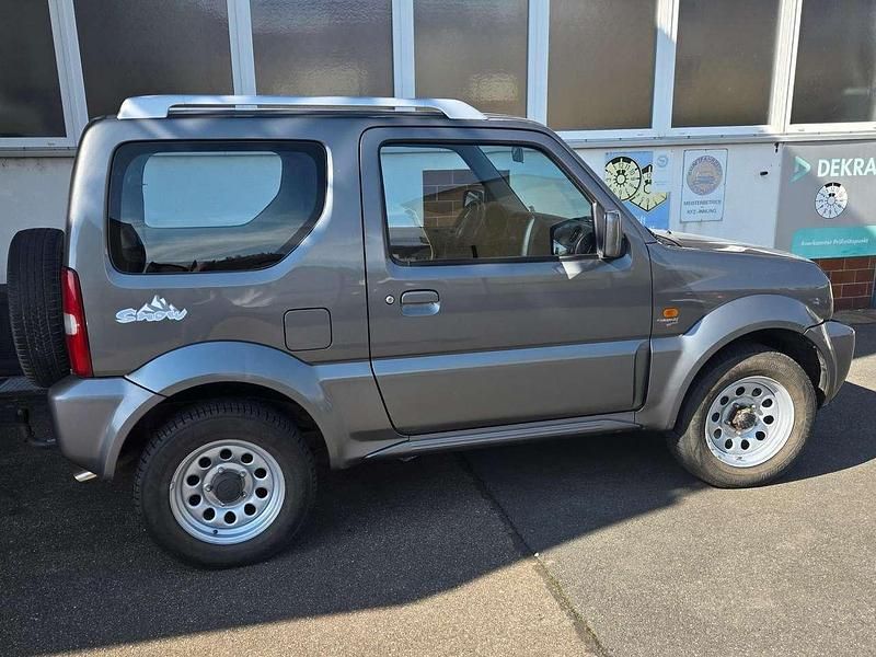 Gebraucht Suzuki Jimny Snow 86 PS (63 kW) 2006 Grau SUV