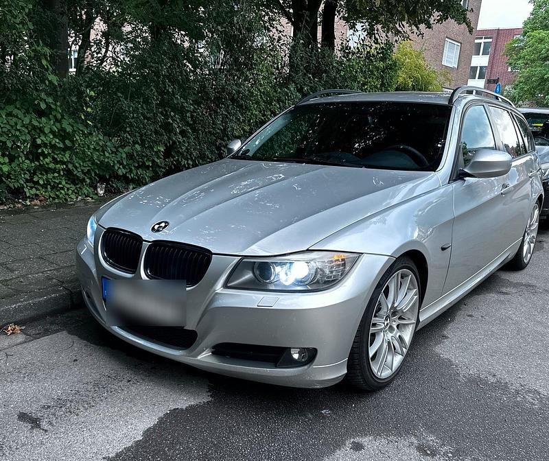 Silber Gebraucht 2008 BMW 318 Kombi | 5.000 € (Fairer Preis) - Bild 1/4