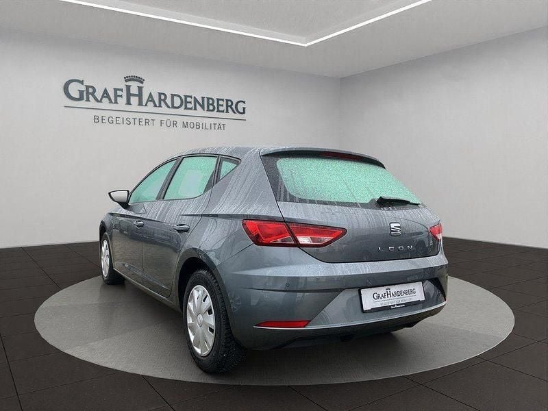 Second-hand Seat Leon Reference 110 CP (80 kW) 2017 Gri Berlinǎ