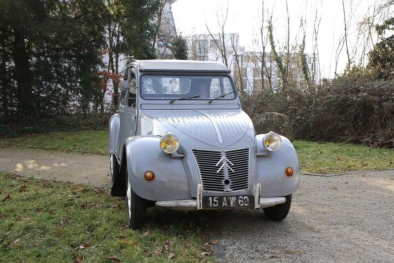 Gebraucht Citroën 2CV 12 PS (8 kW) 1958 Grau Limousine