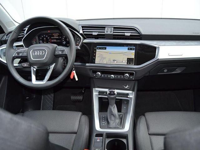 Gebraucht Audi Q3 Advanced 150 PS (110 kW) 2022 Grau (nanograu metallic) SUV