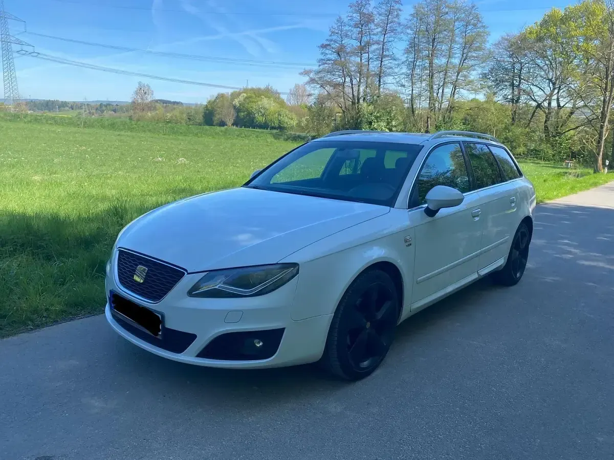 Gebraucht Seat Exeo 170 PS (125 kW) 2012 Weiß Kombi