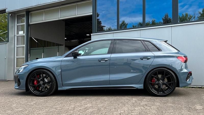 Gebraucht Audi RS3 408 PS (300 kW) 2022 Grau Limousine