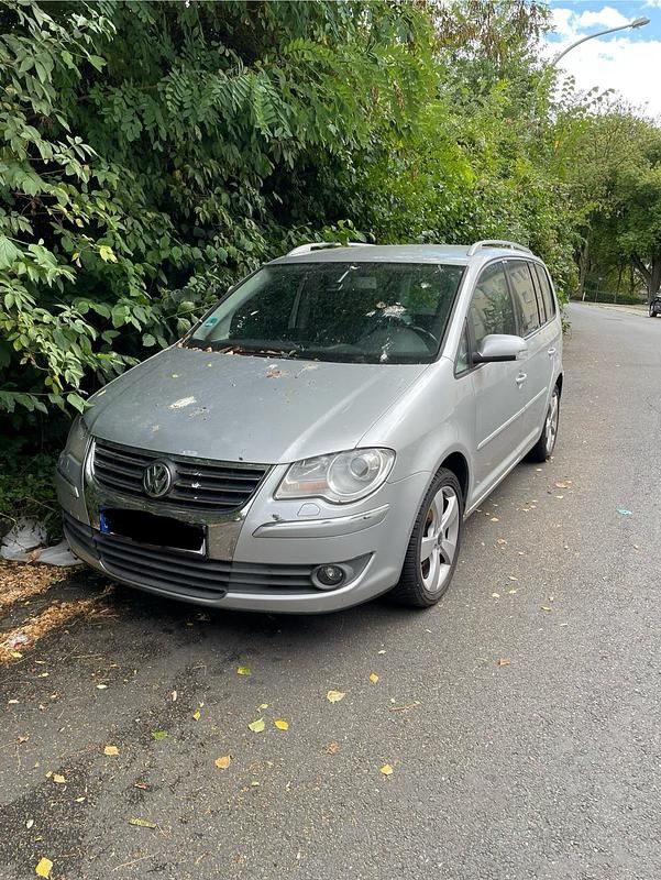 Silber Gebraucht 2007 VW Touran Van / Kleinbus | 1.250 € (Superpreis) - Bild 1/4