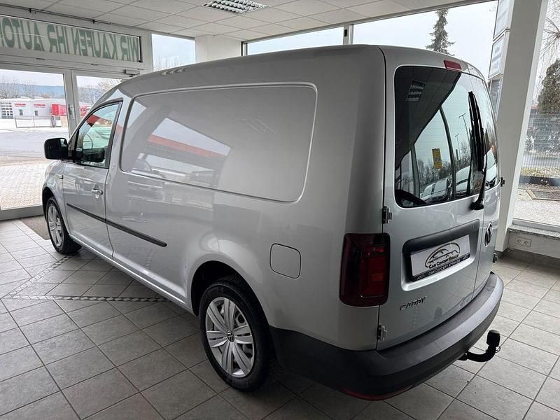 Gebraucht VW Caddy Maxi 150 PS (110 kW) 2017 Silber Van / Kleinbus