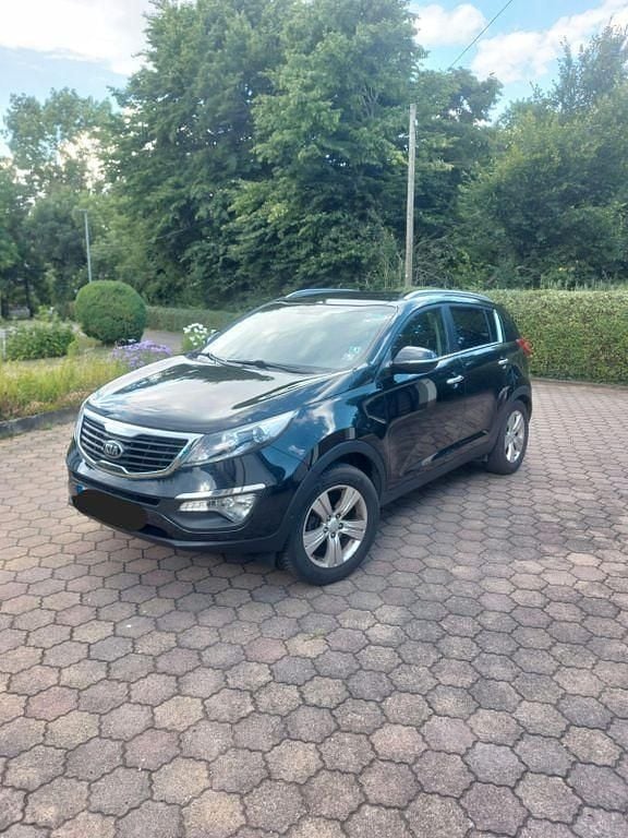 Schwarz Gebraucht 2013 Kia Sportage Attract SUV | 7.950 € (Fairer Preis) - Bild 1/4