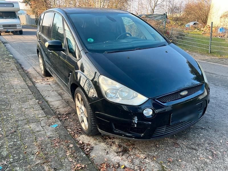 Schwarz Gebraucht 2007 Ford S-MAX S Van / Kleinbus | 1.890 € (Superpreis) - Bild 1/4