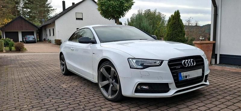 Weiß Gebraucht 2013 Audi A5 S-Line Coupé | 12.000 € (Superpreis) - Bild 1/4