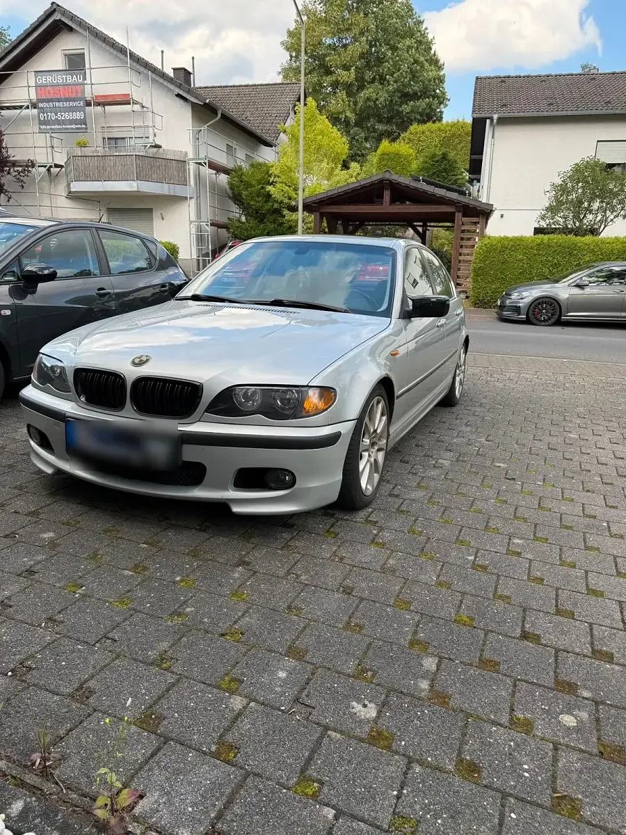 Gebraucht BMW 320 170 PS (125 kW) 2002 Silber Limousine