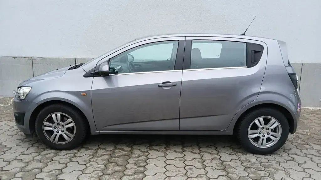 Gebraucht Chevrolet Aveo LTZ 116 PS (85 kW) 2011 Grau (metallic) Kleinwagen
