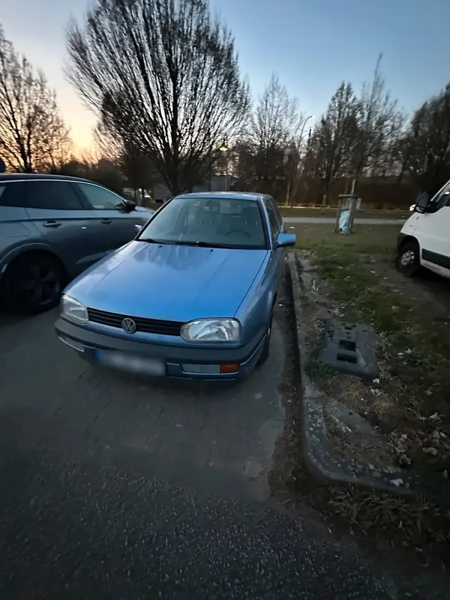 Gebraucht VW Golf III 90 PS (66 kW) 1994 Blau Kleinwagen