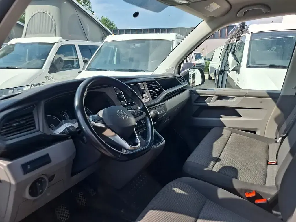 Gebraucht VW T6.1 150 PS (110 kW) 2021 Weiß Van