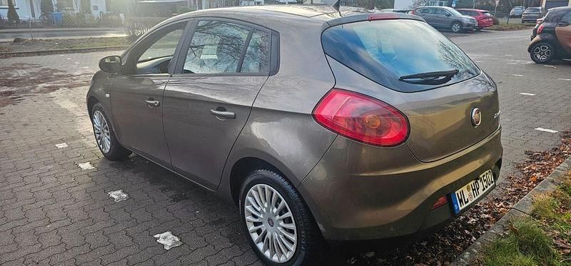 Gebraucht Fiat Bravo Dynamic 90 PS (66 kW) 2009 Beige Kleinwagen