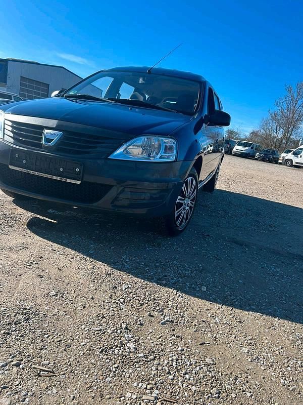 Gebraucht Dacia Logan 75 PS (55 kW) 2009 Blau Kombi