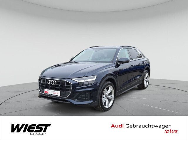 Waitomoblau metallic Gebraucht 2023 Audi Q8 Ambiente SUV | 65.890 € (Guter Preis) - Bild 1/4