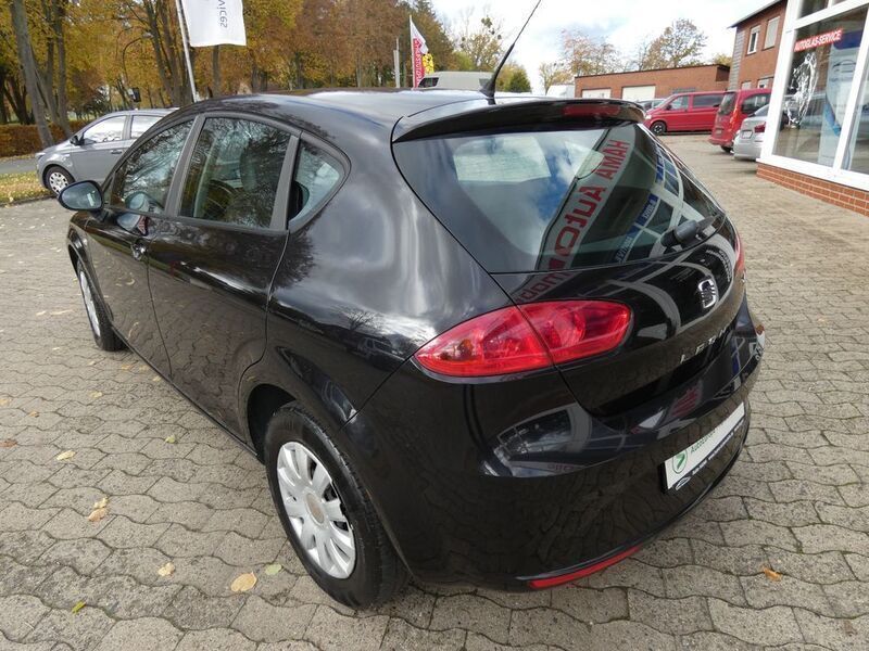 Gebraucht Seat Leon 105 PS (77 kW) 2011 Schwarz Limousine
