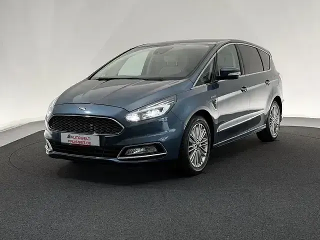 Używany Ford S-MAX Vignale 190 KM (139 kW) 2019 Niebieski Minivan