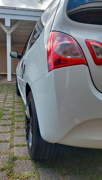 Gebraucht Renault Twingo Expression 75 PS (55 kW) 2013 Weiß Kleinwagen