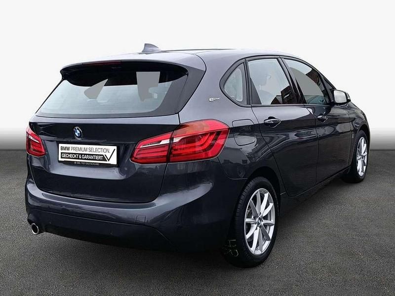 Gebraucht BMW 225 Active Tourer Advantage 136 PS (100 kW) 2019 Mineralgrau metallic Van / Kleinbus