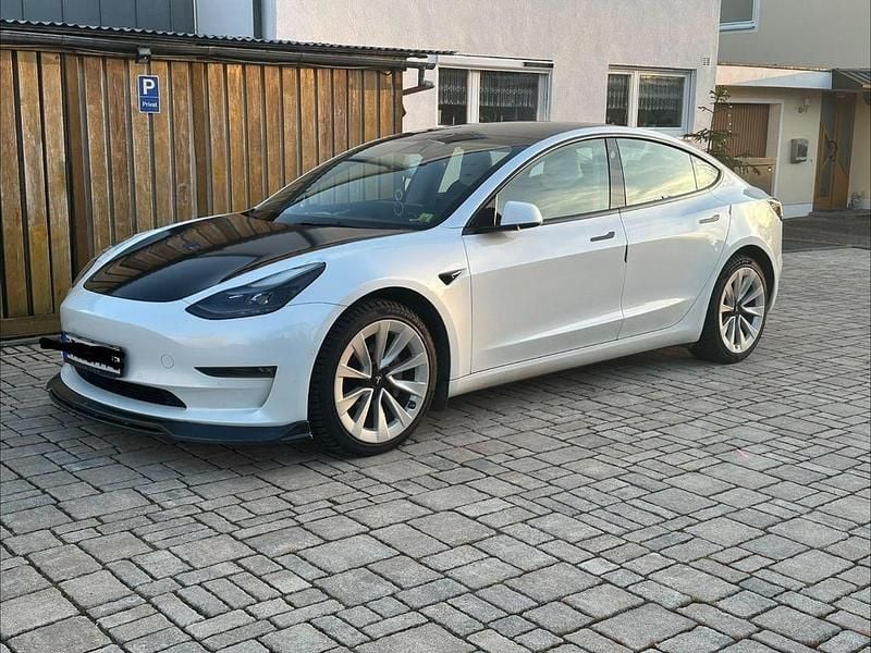 Gebraucht Tesla Model 3 350 kW (476 PS) 2021 Weiß Limousine