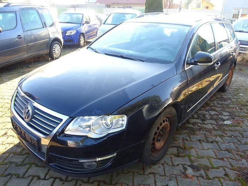 Schwarz Gebraucht 2006 VW Passat Highline Kombi | 3.490 € (Guter Preis) - Bild 1/4