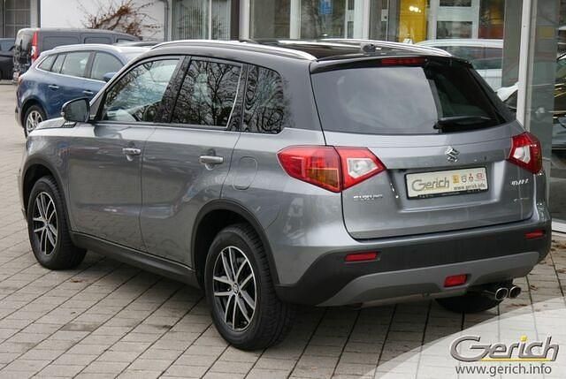 Gebraucht Suzuki Vitara Comfort+ 120 PS (88 kW) 2016 Grau SUV