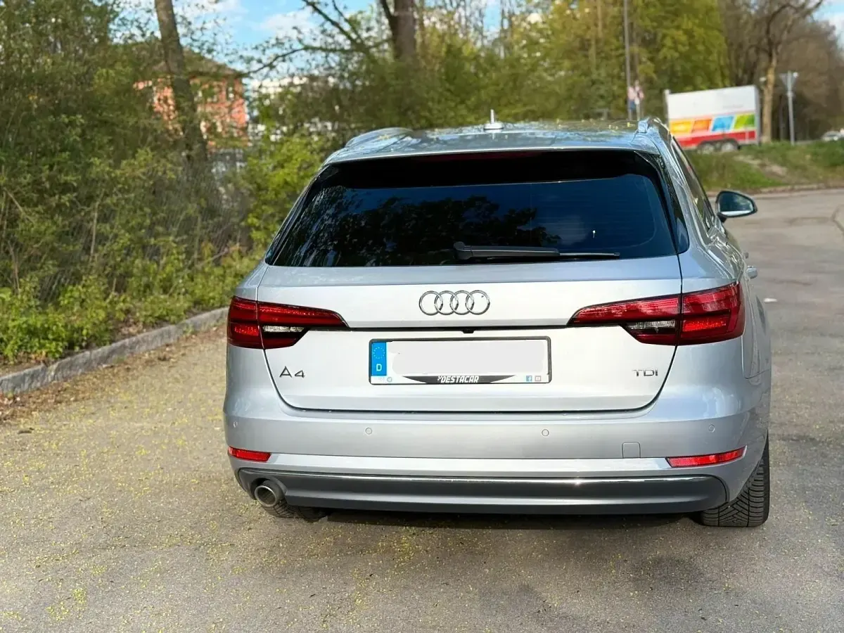 Gebraucht Audi A4 Sport 150 PS (110 kW) 2016 Silber Kombi