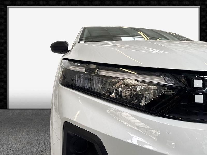 Neu Dacia Sandero 67 PS (49 kW) 2026 Weiß Limousine