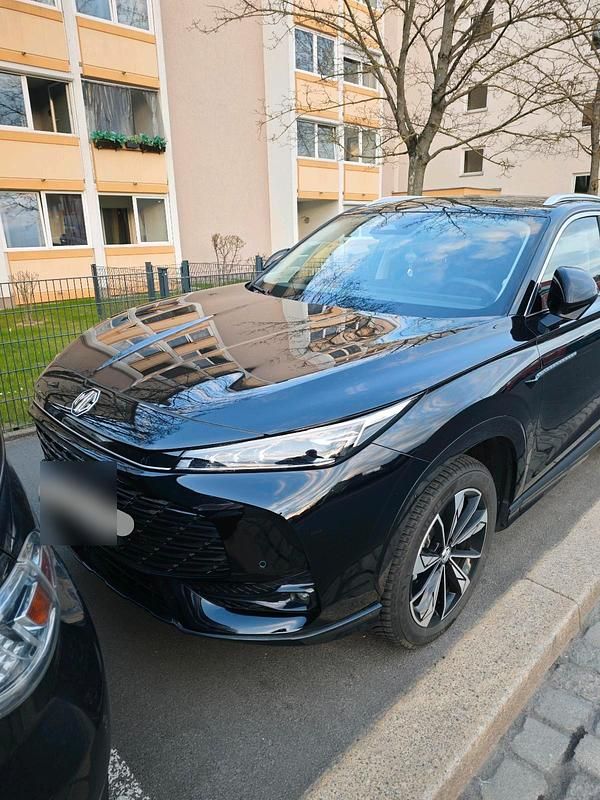 Gebraucht MG HS Luxury 170 PS (125 kW) 2024 Schwarz SUV