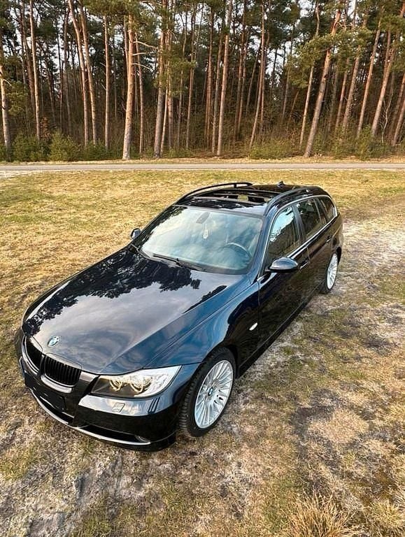 Blau Gebraucht 2008 BMW 330 Sport Line Kombi | 5.000 € (Fairer Preis) - Bild 1/4
