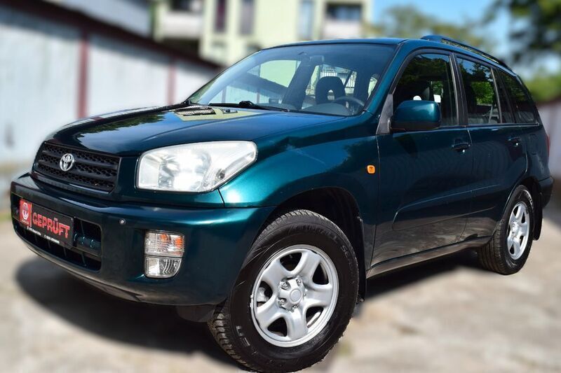 Grün Gebraucht 2002 Toyota RAV4 SUV | 5.999 € (Fairer Preis) - Bild 1/4