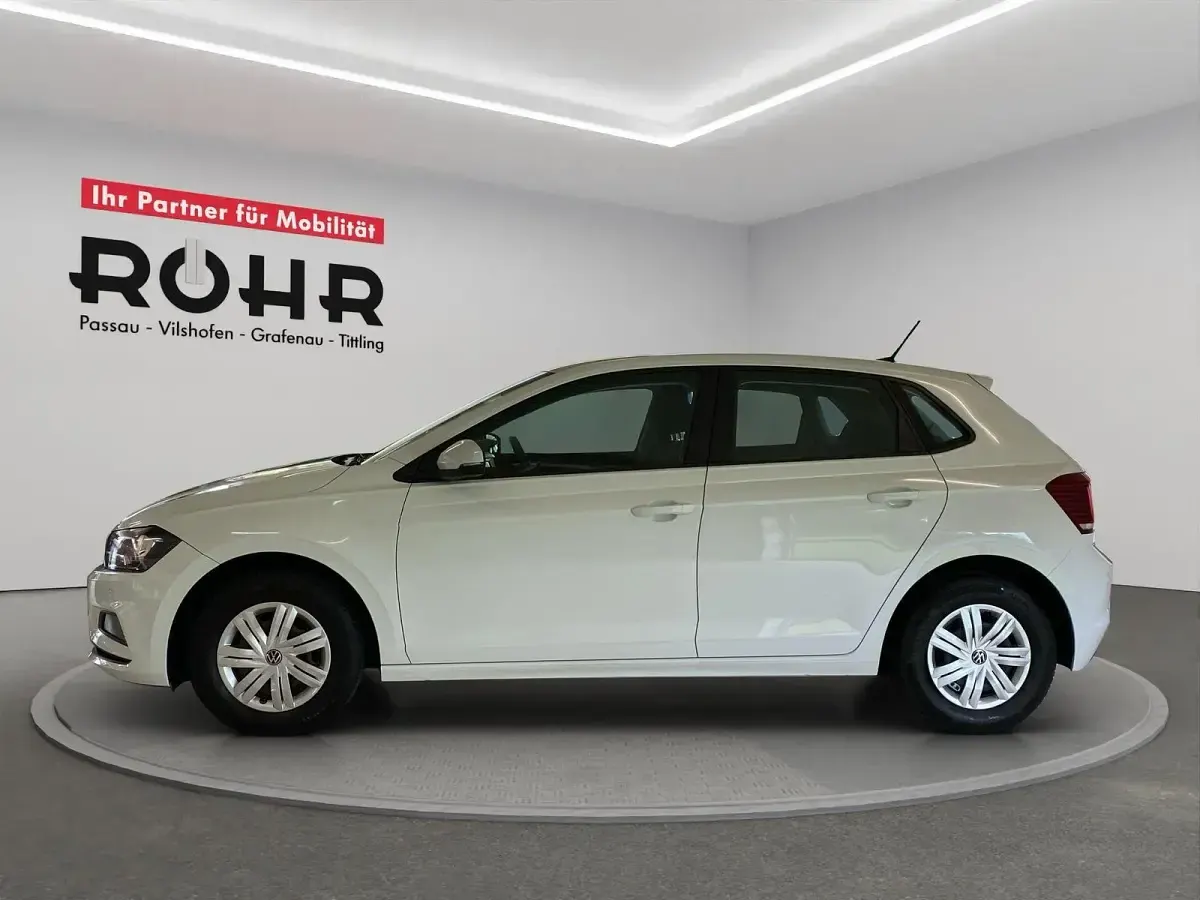 Gebraucht VW Polo Trendline 80 PS (58 kW) 2021 Pure white Kleinwagen