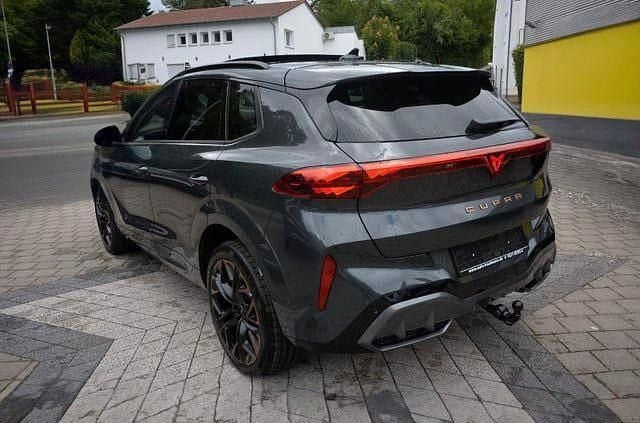 Grau Gebraucht 2024 Cupra Terramar VZ SUV | 43.500 € (Superpreis) - Bild 1/4