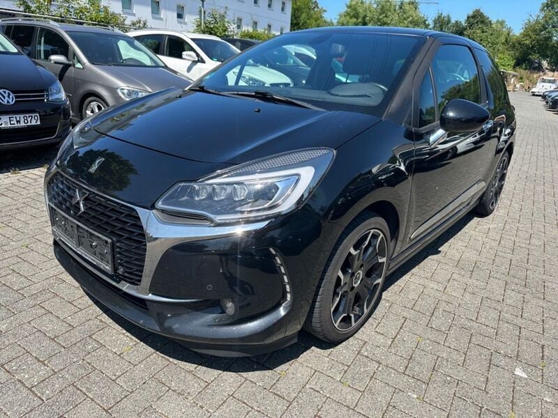 Gebraucht DS Automobiles DS3 131 PS (96 kW) 2018 Schwarz Kleinwagen