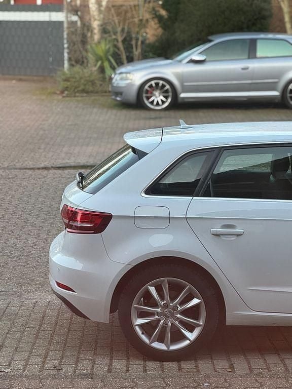 Gebraucht Audi A3 Sport 150 PS (110 kW) 2017 Weiß Limousine