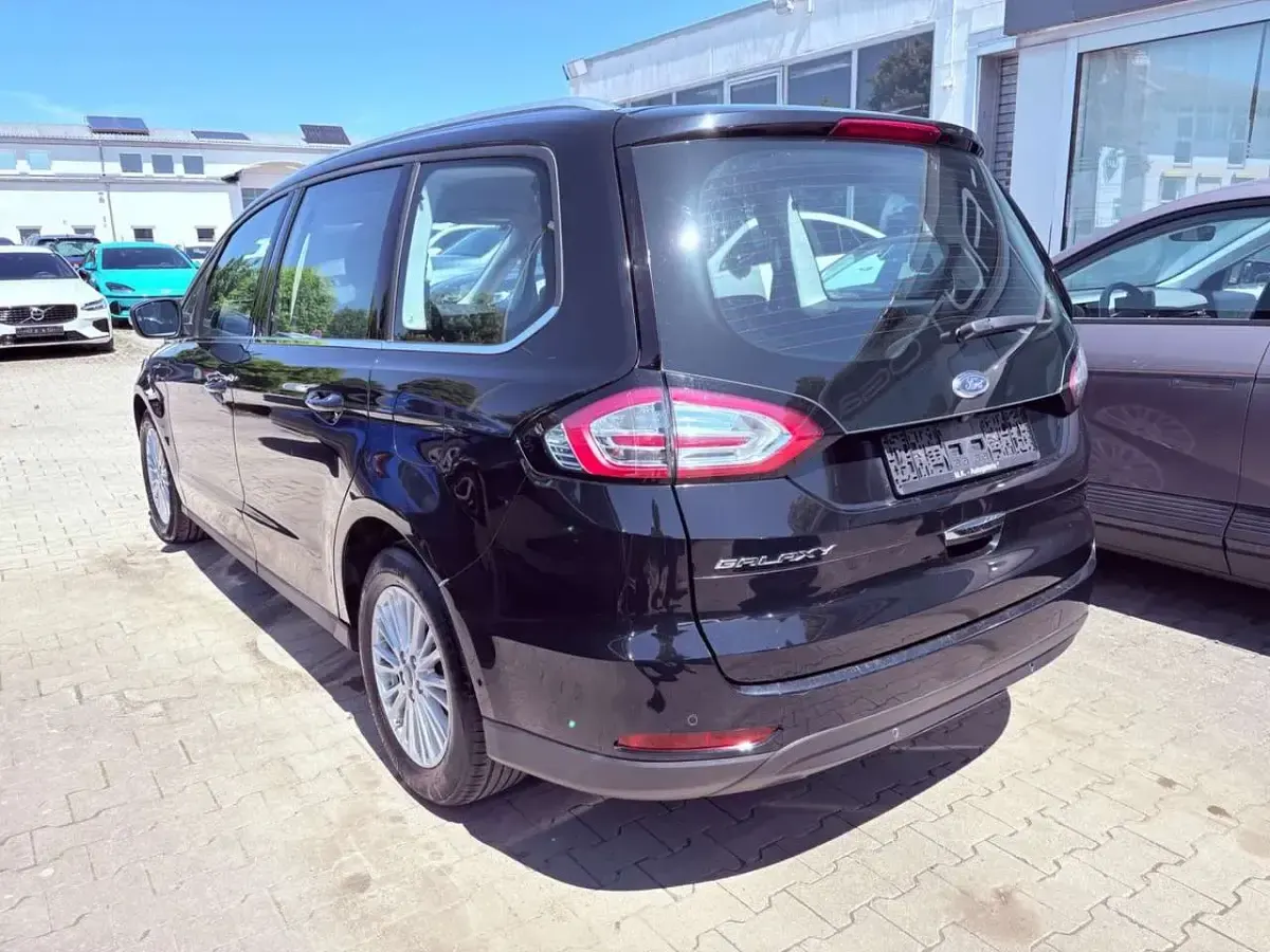 Gebraucht Ford Galaxy Titanium 150 PS (110 kW) 2018 Schwarz Van / Kleinbus