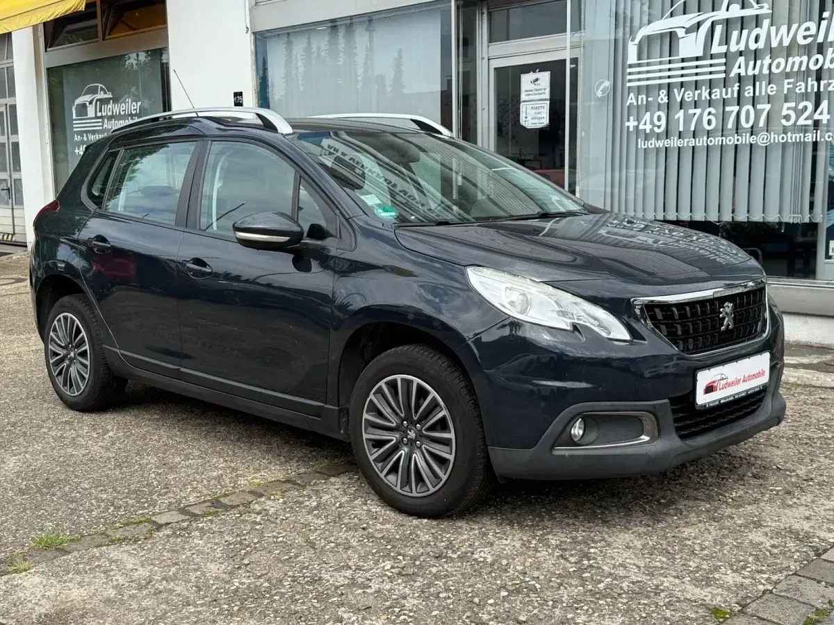 Gebraucht Peugeot 2008 Active 110 PS (80 kW) 2017 Grau SUV