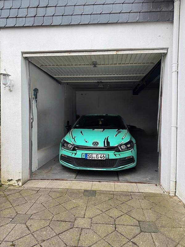 Schwarz Gebraucht 2009 VW Scirocco R Coupé | 14.999 € - Bild 1/4