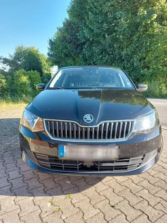 Gebraucht Skoda Fabia Ambition 90 PS (66 kW) 2016 Schwarz Kleinwagen