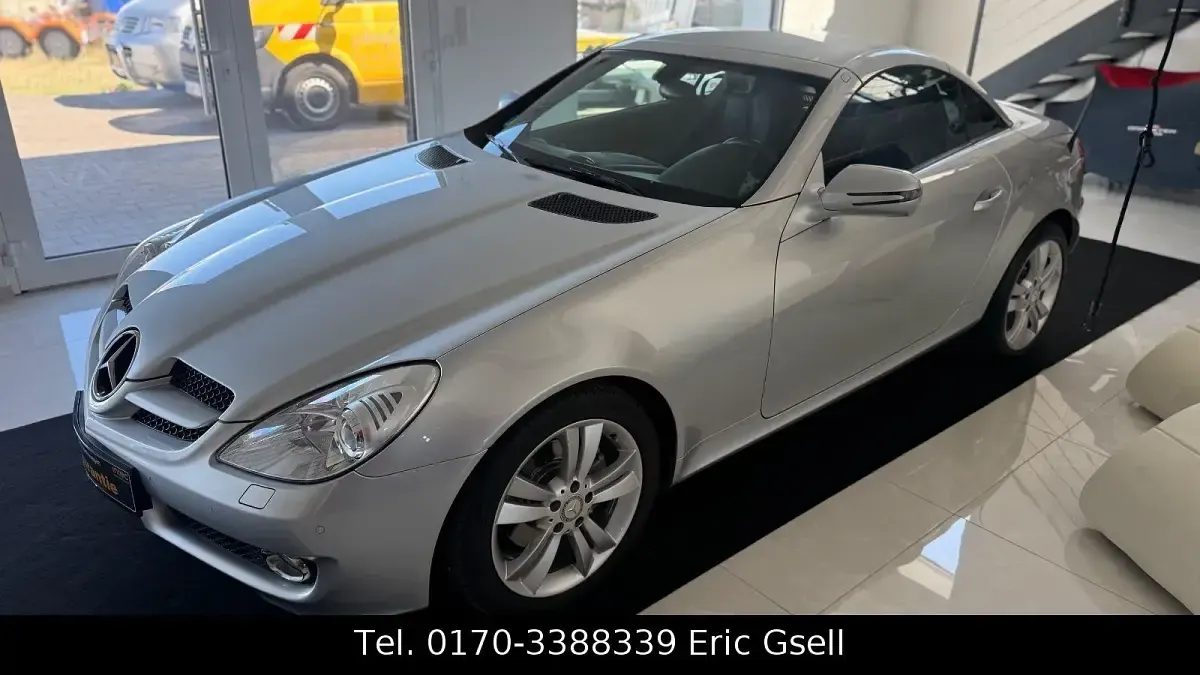 Gebraucht Mercedes SLK280 231 PS (169 kW) 2009 Silber Cabrio