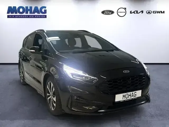 Gebraucht Ford S-MAX ST-Line 190 PS (139 kW) 2023 Schwarz Van / Kleinbus