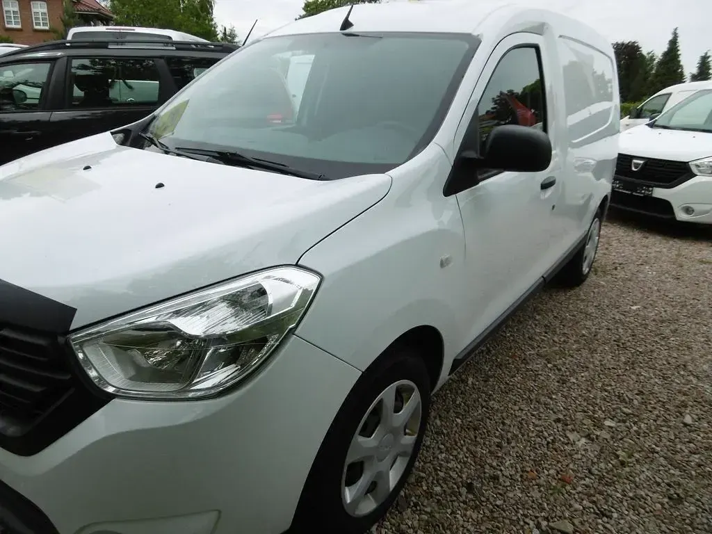 Gebraucht Dacia Dokker Express Essentiel 95 PS (69 kW) 2021 Weiß Van
