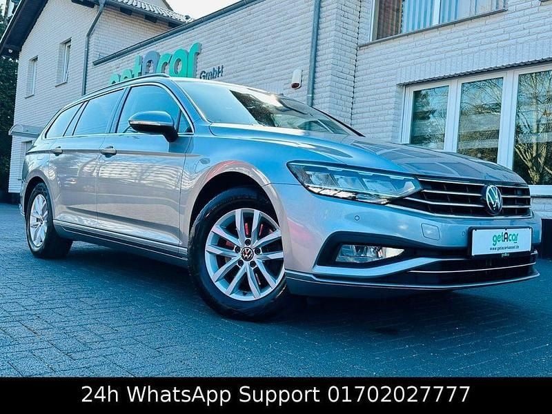 Silber Gebraucht 2022 VW Passat Business Kombi | 16.500 € (Fairer Preis) - Bild 1/3