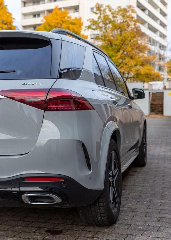 Gebraucht Mercedes GLE450 AMG 367 PS (269 kW) 2023 Grau SUV